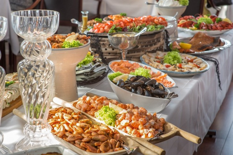 Bagenkop Kro - 2 overnatninger med hygge og lækker fiskebuffet - 2